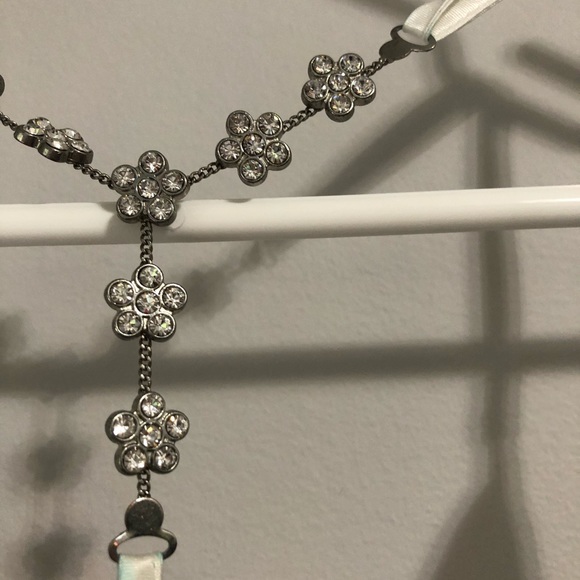 La Vie en Rose white lingerie night gown - Picture 3 of 6